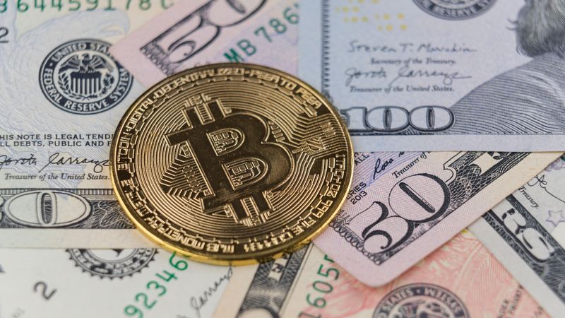 Localism and Crypto Payments: Bridging Global and Local Economies
